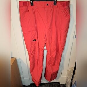 The north face Women’s 3x‎ Plus Freedom Insulated snowPants, never worn